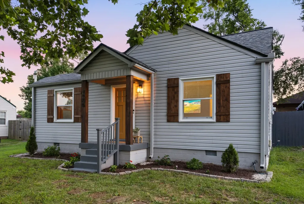 2215 Weona Drive Nashville TN 37214