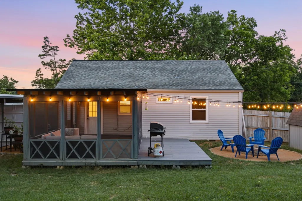2215 Weona Drive Nashville TN 37214