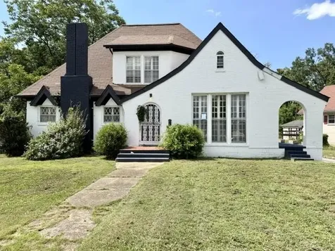 2325 E 03rd Chattanooga TN 37404