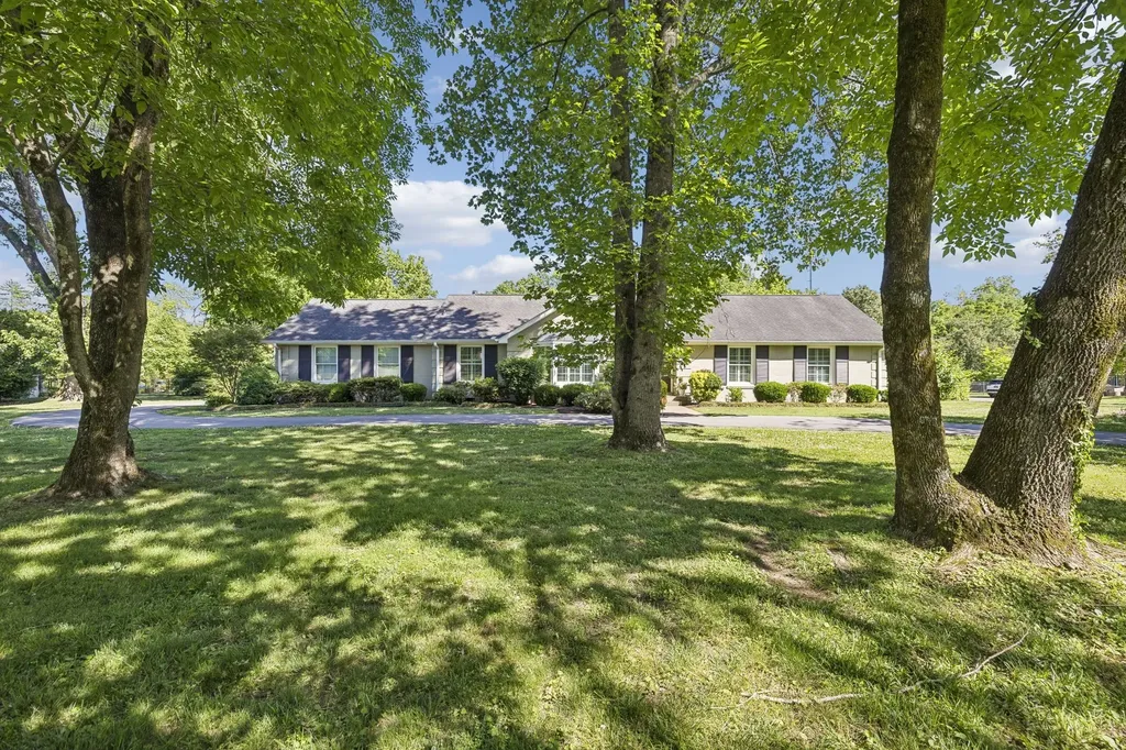 5911 Post Road Nashville TN 37205
