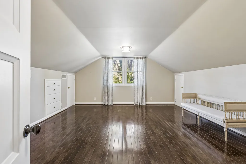 5911 Post Road Nashville TN 37205