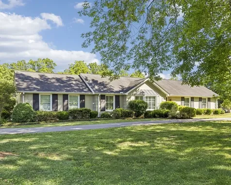 5911 Post Road Nashville TN 37205