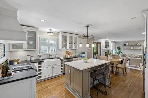 5911 Post Road Nashville TN 37205