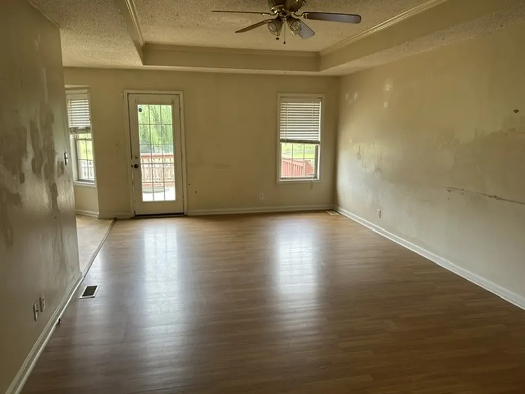 3277 S Senseney Circle Clarksville TN 37042