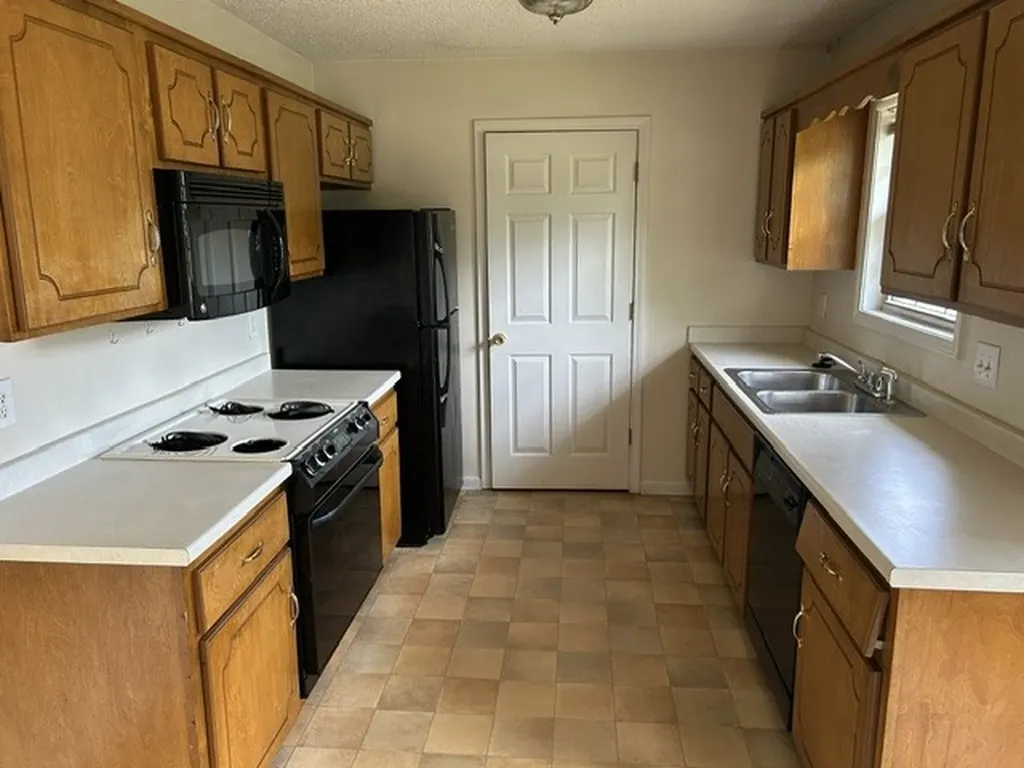 3277 S Senseney Circle Clarksville TN 37042