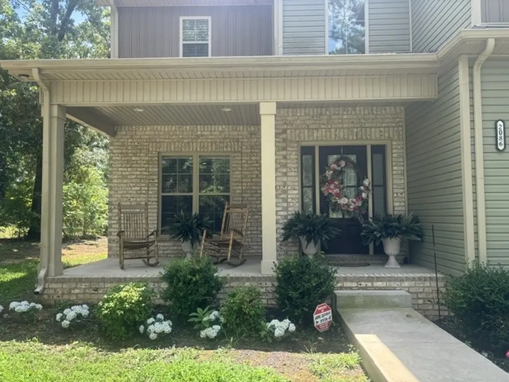 2086 Ussery Road, S Clarksville TN 37040