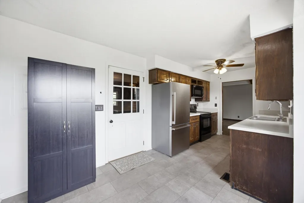 222 Troy Drive Dayton TN 37321
