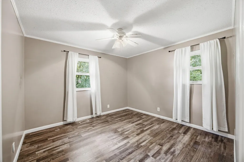 222 Troy Drive Dayton TN 37321