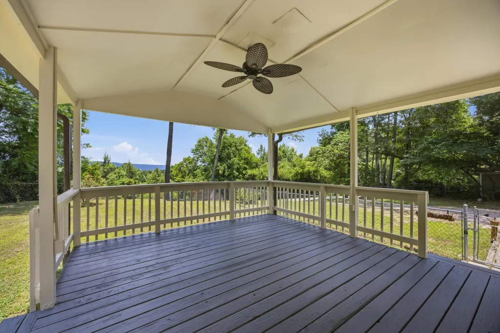222 Troy Drive Dayton TN 37321