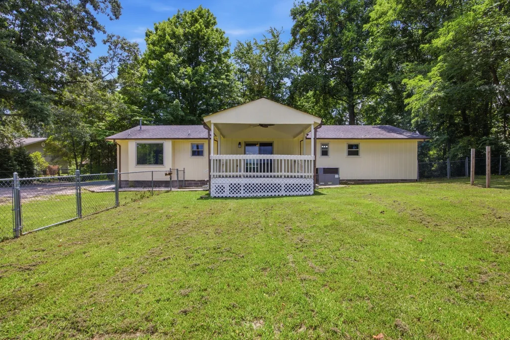 222 Troy Drive Dayton TN 37321
