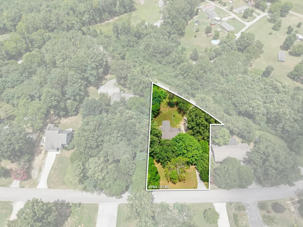 222 Troy Drive Dayton TN 37321