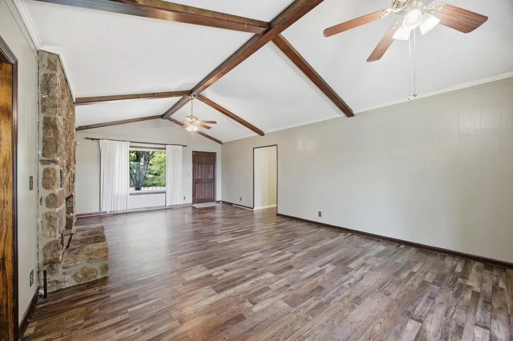 222 Troy Drive Dayton TN 37321