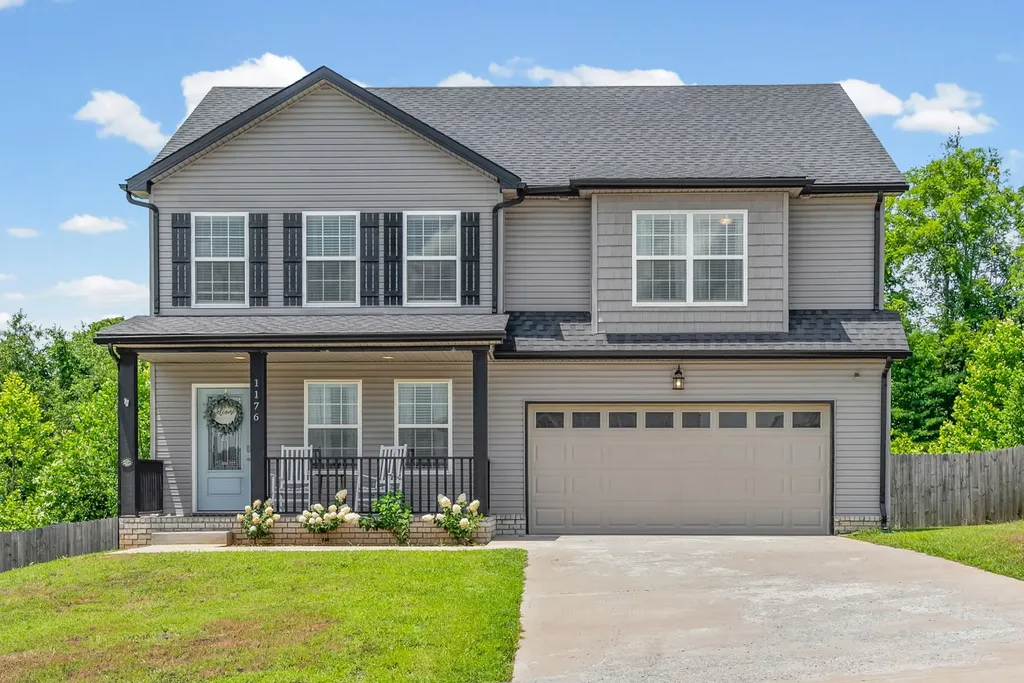 1176 Governors Run Clarksville TN 37042