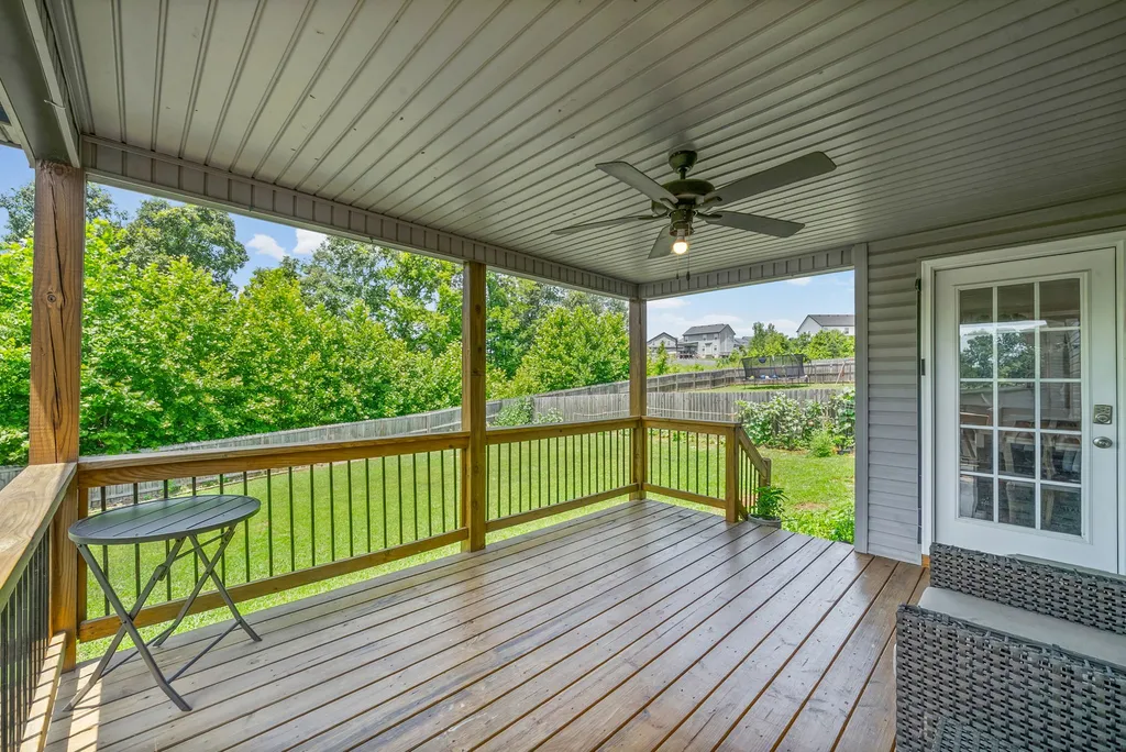 1176 Governors Run Clarksville TN 37042