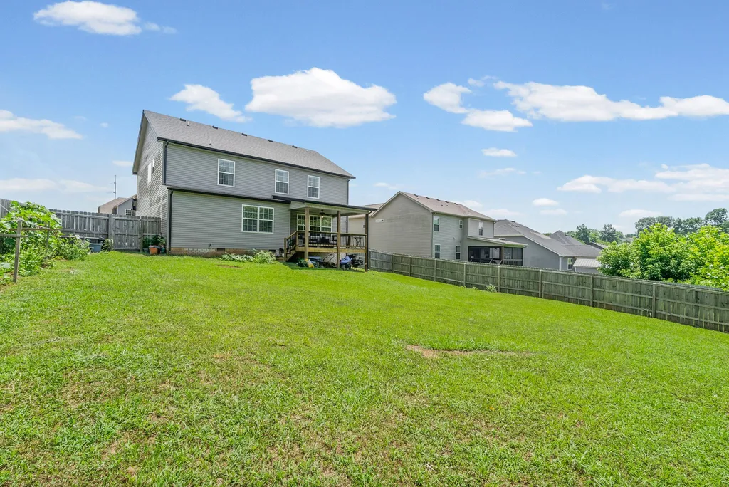 1176 Governors Run Clarksville TN 37042