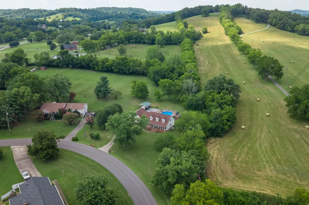 159 Grandview Drive Gallatin TN 37066