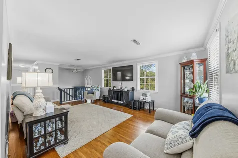 104 Hemingway Drive Columbia TN 38401