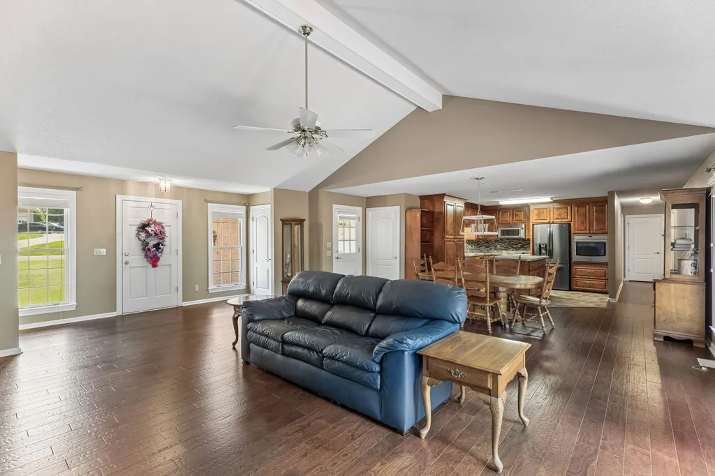 909 Greenview Drive Fayetteville TN 37334