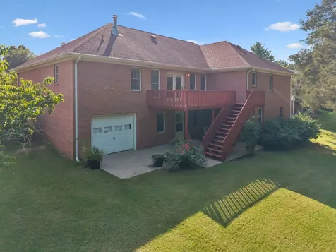 909 Greenview Drive Fayetteville TN 37334