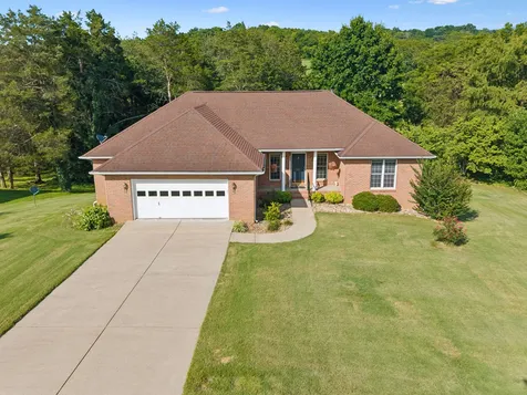 909 Greenview Drive Fayetteville TN 37334