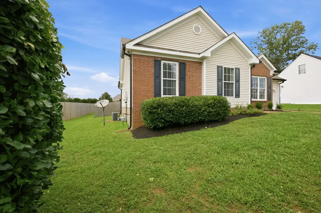 2920 Torrence Trail Spring Hill TN 37174