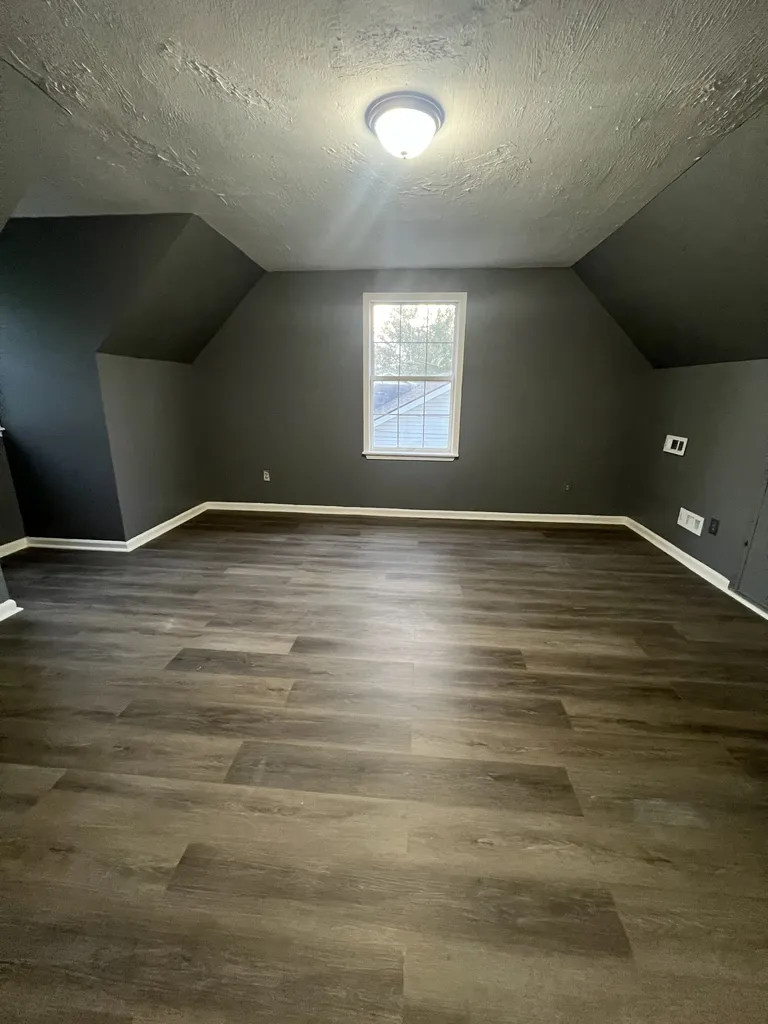 1810 Mars Street La Vergne TN 37086