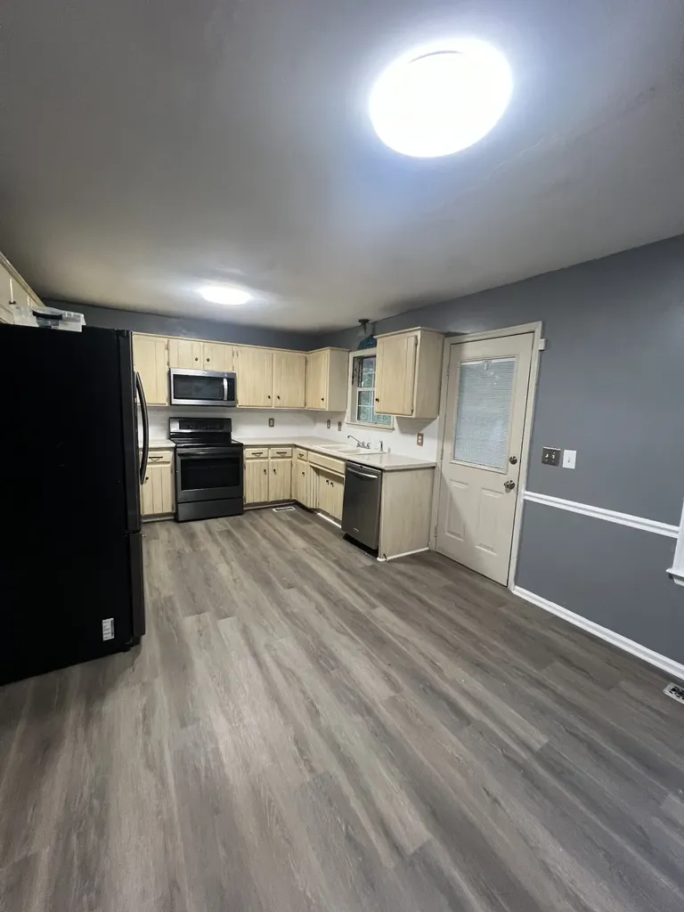 1810 Mars Street La Vergne TN 37086