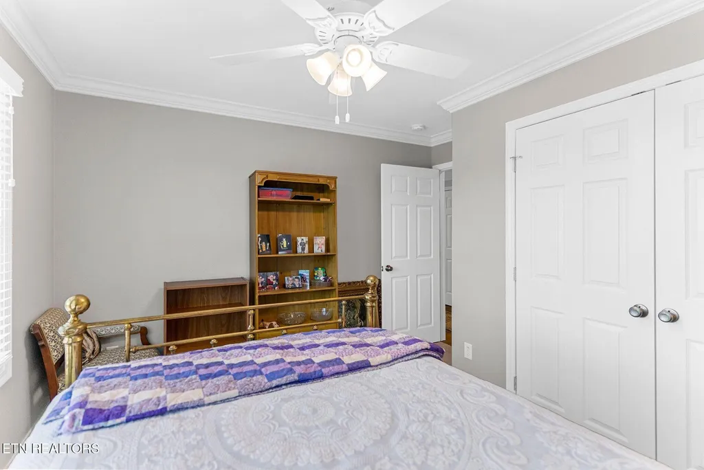 3045 Port Royal Lane Knoxville TN 37938