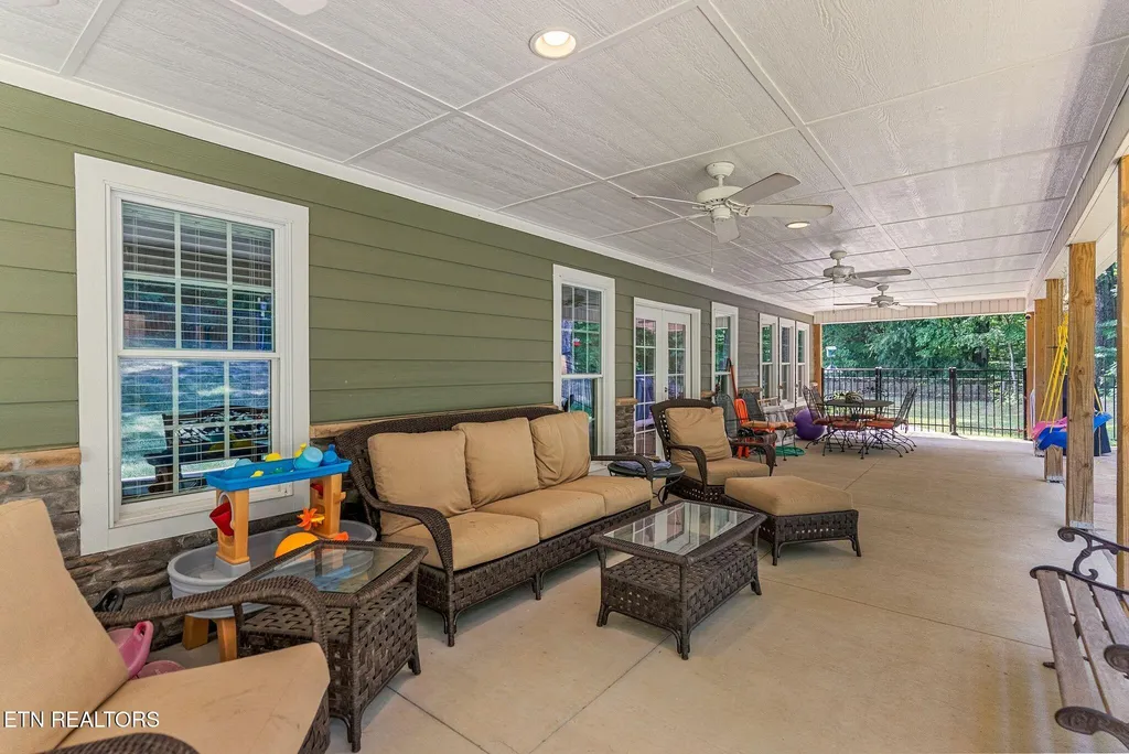 3045 Port Royal Lane Knoxville TN 37938