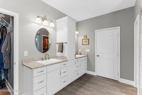 3045 Port Royal Lane Knoxville TN 37938