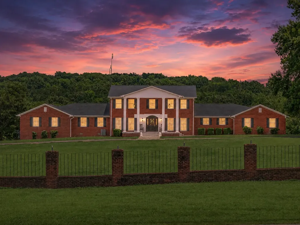 45 Boning Road Fayetteville TN 37334