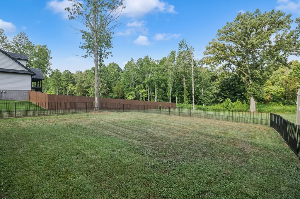 1805 Powell Road Clarksville TN 37043