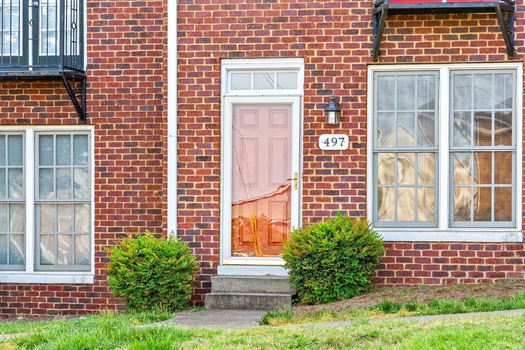 497 N 1st Street Clarksville TN 37040