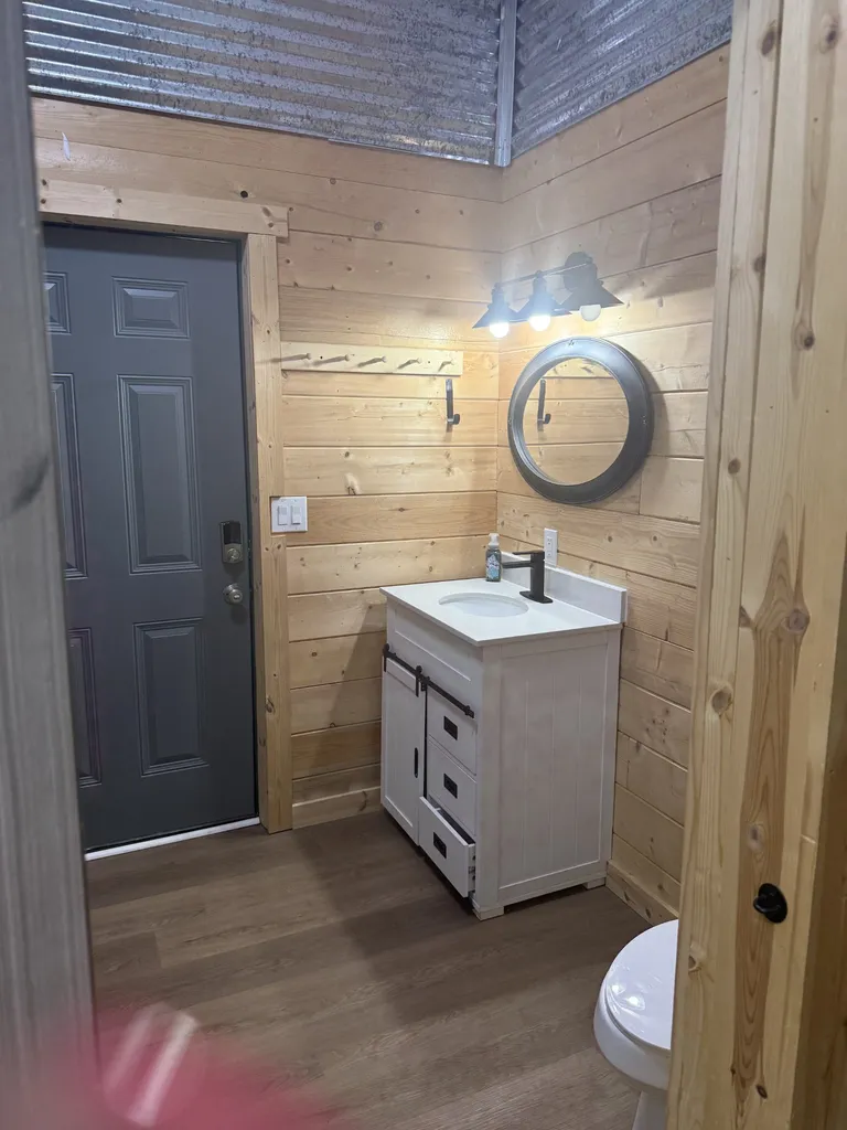 1600 Ledford Road Culleoka TN 38451