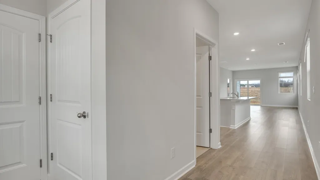 6660 Japonica Lane White House TN 37188