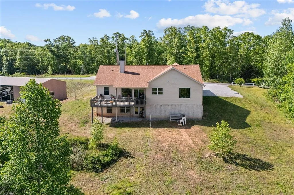 2440 Richland Harbor Road Waverly TN 37185
