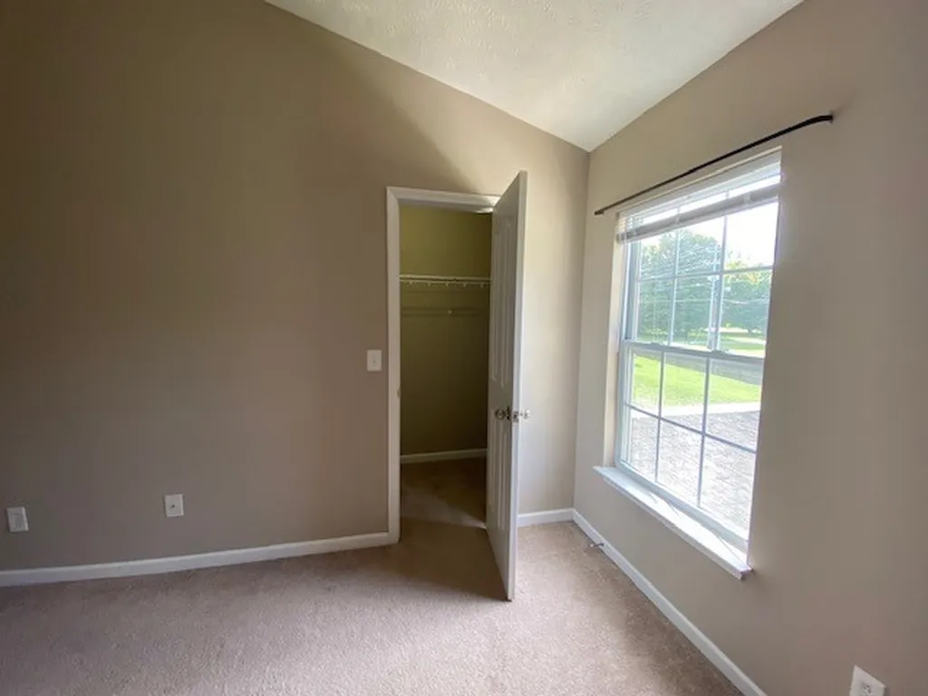 2961 S Rutherford Boulevard Murfreesboro TN 37130