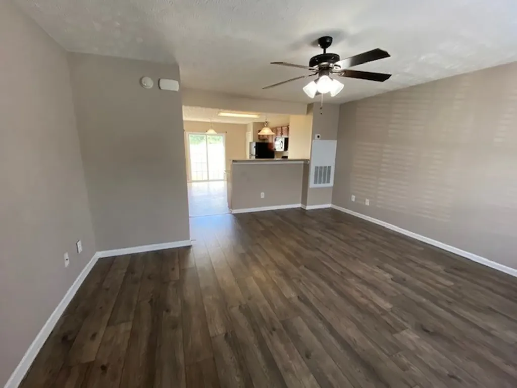 2961 S Rutherford Boulevard Murfreesboro TN 37130