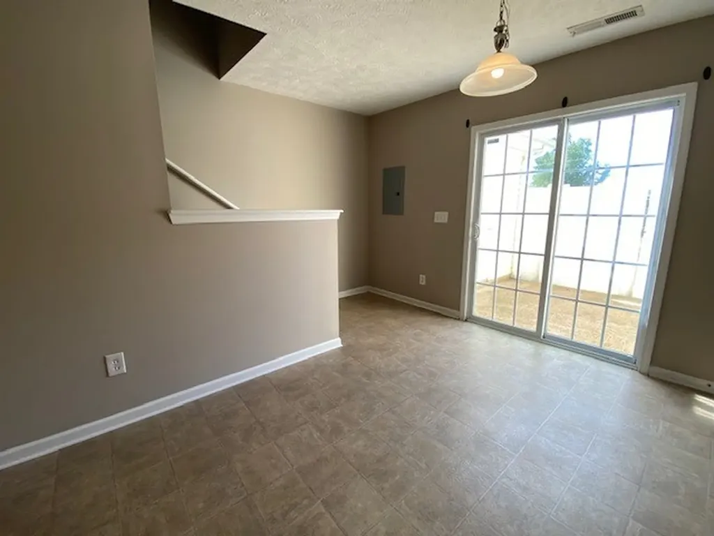 2961 S Rutherford Boulevard Murfreesboro TN 37130