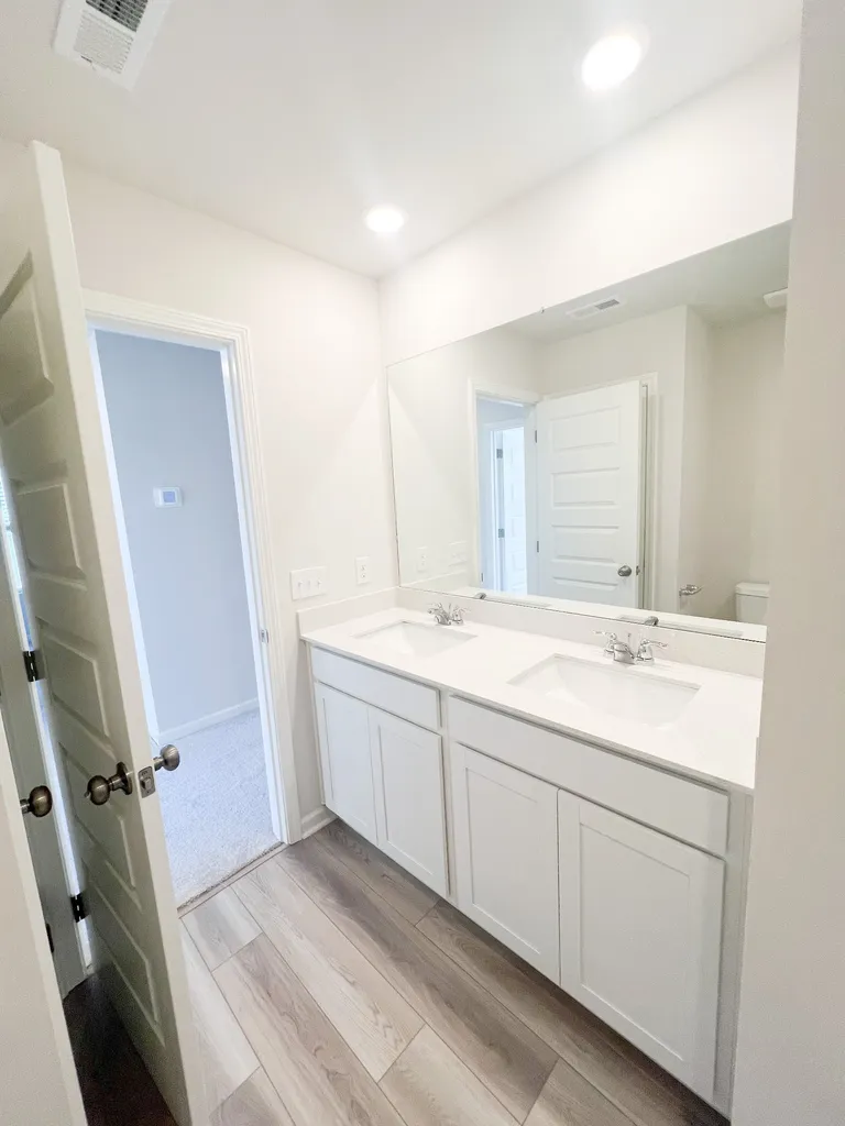449 Perthshire Loop Clarksville TN 37043