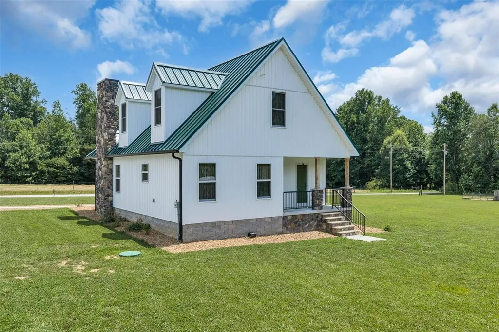 178 Walnut Creek Drive Manchester TN 37355