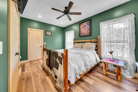 178 Walnut Creek Drive Manchester TN 37355