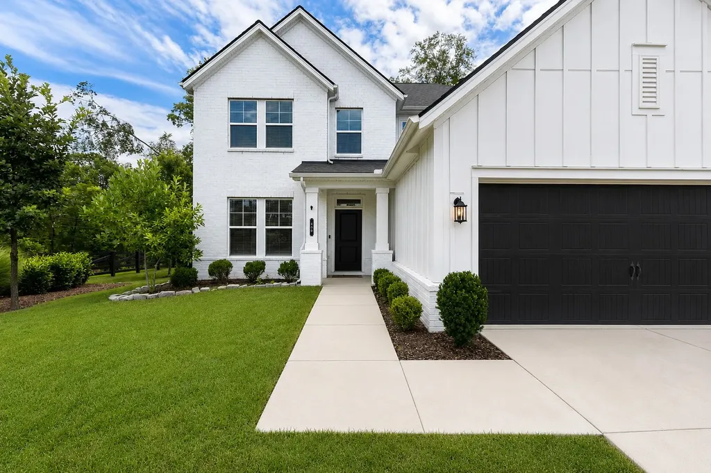 146 Newbury Drive White House TN 37188