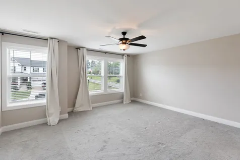 146 Newbury Drive White House TN 37188