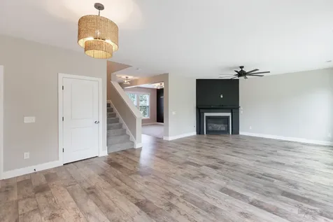 146 Newbury Drive White House TN 37188