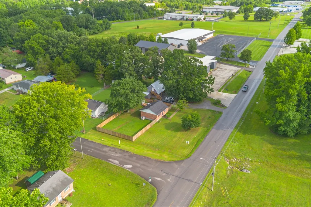 236 Tennsco Drive Dickson TN 37055