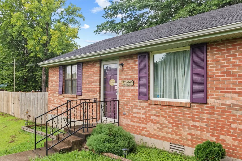236 Tennsco Drive Dickson TN 37055