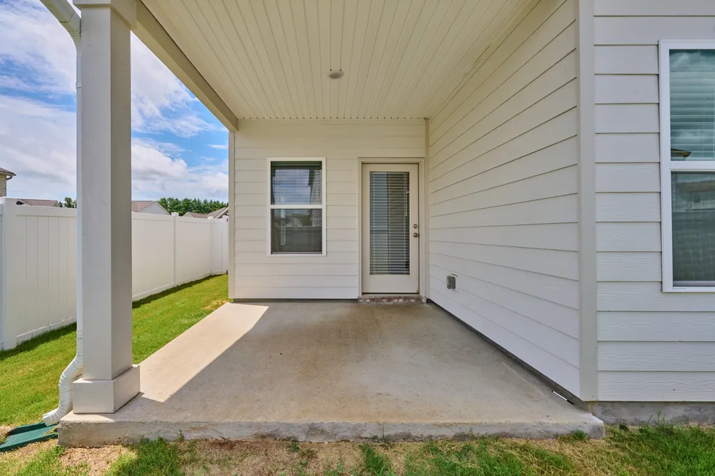 220 Summerlin Drive Gallatin TN 37066