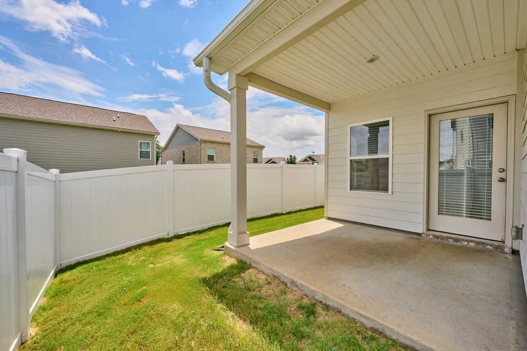 220 Summerlin Drive Gallatin TN 37066