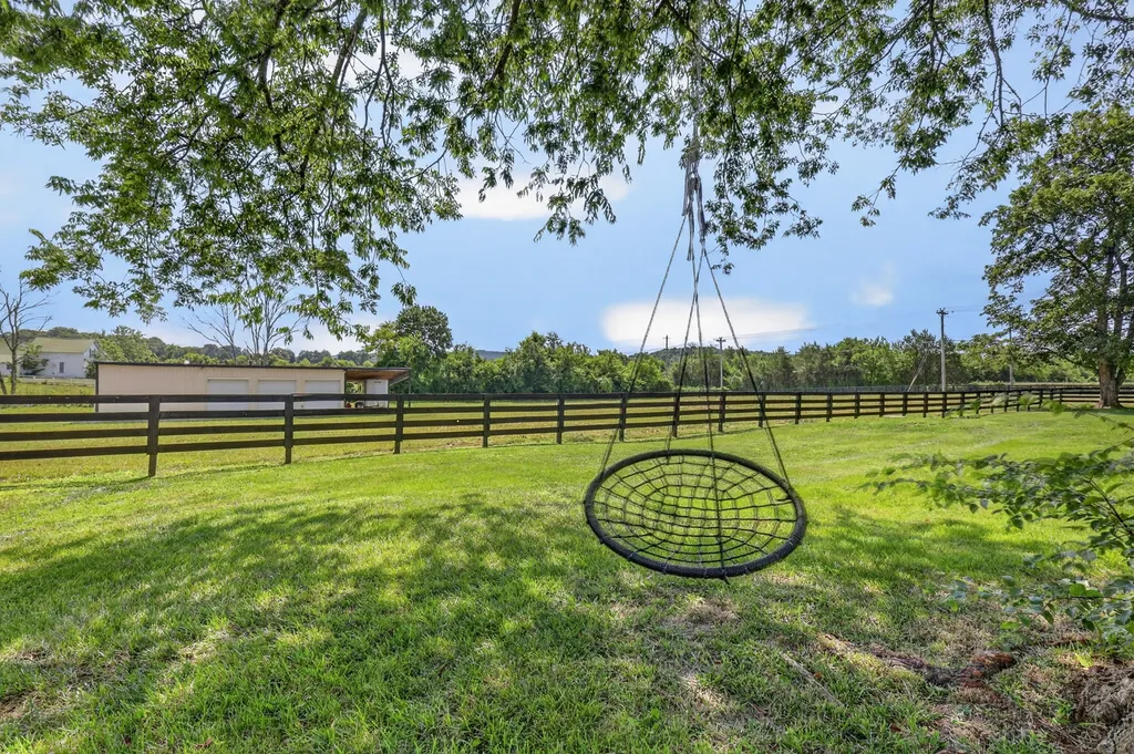 6738 Flat Creek Road College Grove TN 37046